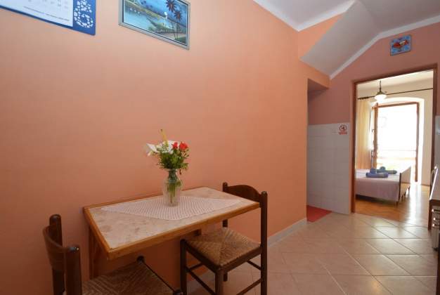 Apartment Ivan 1 - Mali Losinj, Croatia