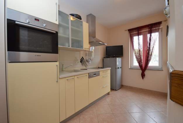 Apartment Ljiljana 2 - Punta Križa, Cres, Croatia