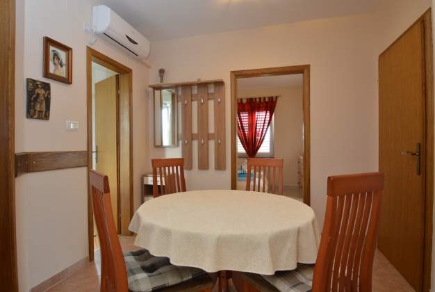 Apartment Ljiljana 2 - Punta Križa, Cres, Croatia