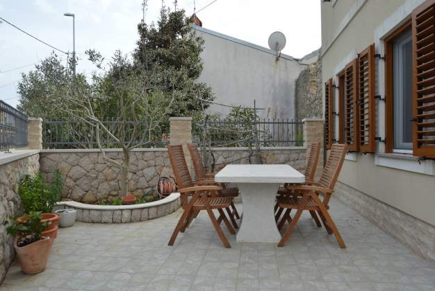 Apartment Ljiljana 2 - Punta Križa, Cres, Croatia