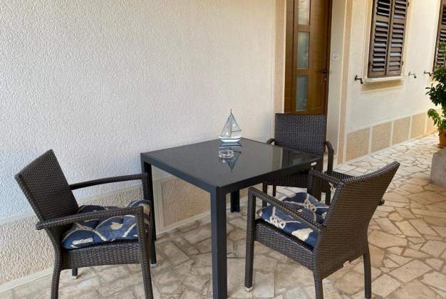 Apartment Maris 1 -Mali Losinj, Croatia