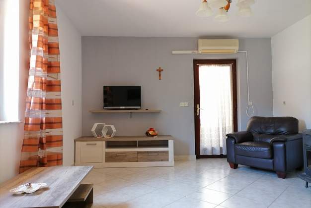 Apartma Maris 3 družinska namestitev v bližini plaže, Mali Lošinj