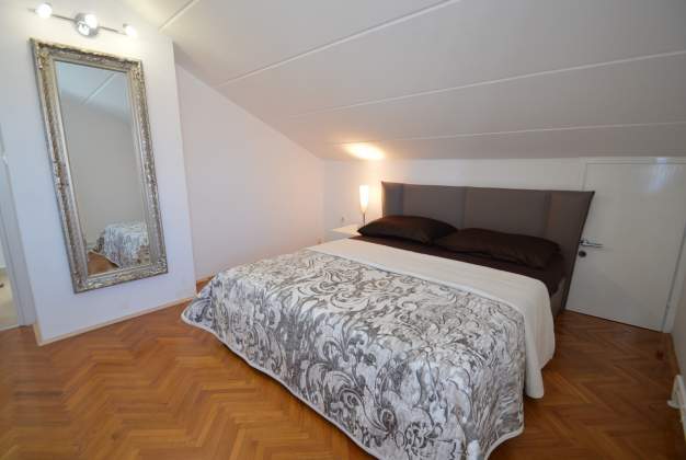 Apartment Milica 2 - Mali Losinj, Croatia