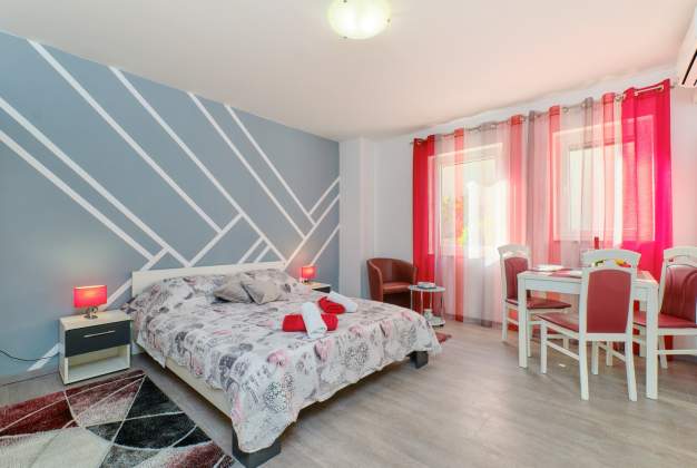 Apartment Nika 2 - Mali Losinj, Croatia