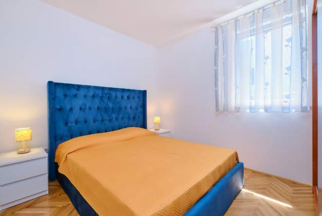 Apartma Orangina 1 - pogled na morje, blizu centra in plaže Sv. Martin, Mali Lošinj