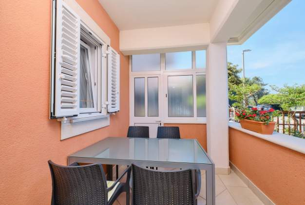 Apartment Orangina 2 - Ruhige Lage 100m vom Meer, Mali Lošinj