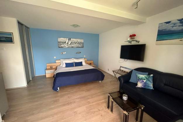 Apartment  Poljana 1 ideal for 2 persons, located near a picturesque beach, Mali Lošinj, Croatia.