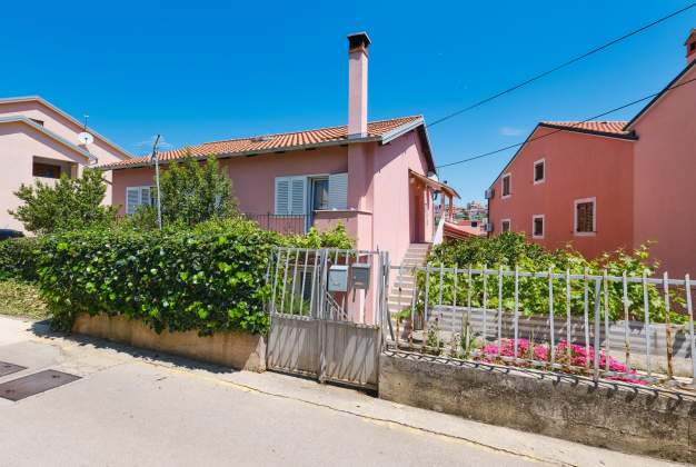 Apartment Sadina 1 - Charmantes Studio mit Terrasse in Mali Lošinj