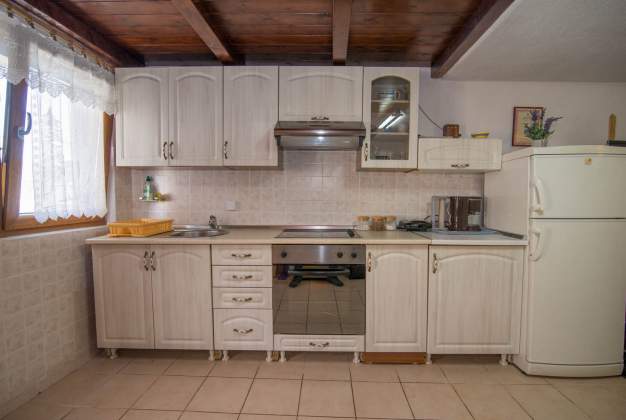 Apartment Tereza 1 - Punta Križa, Croatia