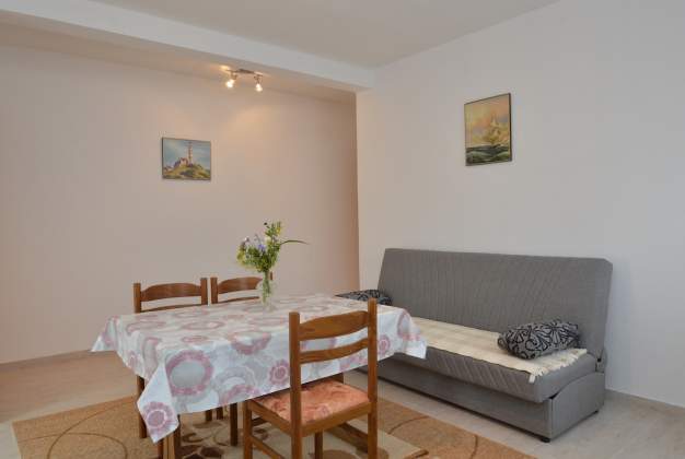 Apartment Lakić 3, Strandnah, ideal für 2-3 Personen in Artatore