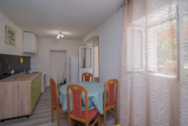 Apartment Dinka studio A2 A , Croatia