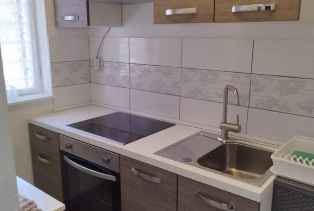 Apartment Diana 2 family accommodation near the city center Mali Lošinj, Croatia