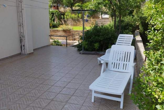 Apartment Diana 2 family accommodation near the city center Mali Lošinj, Croatia