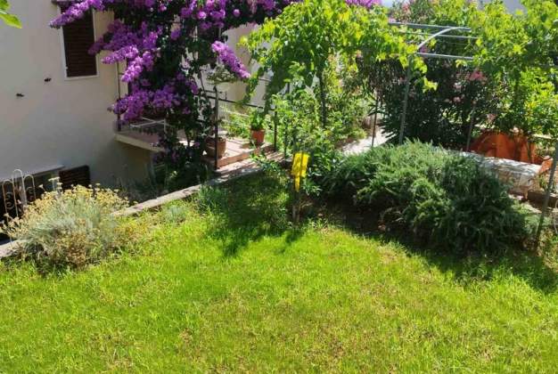 Apartment Diana 2 family accommodation near the city center Mali Lošinj, Croatia