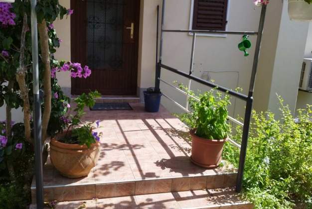 Apartment Diana 2 family accommodation near the city center Mali Lošinj, Croatia