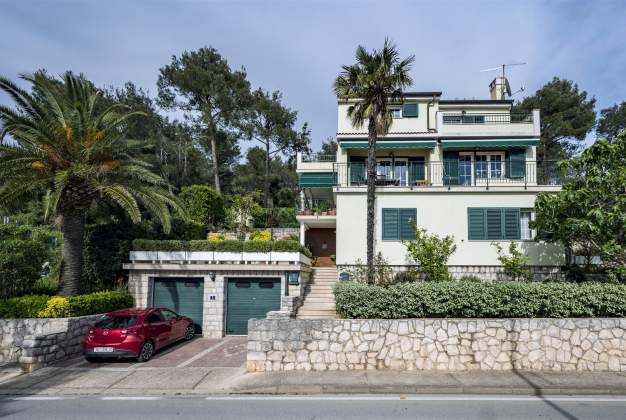 Ferienwohnung Vesna - charmante oase mit Terrasse für Zwei