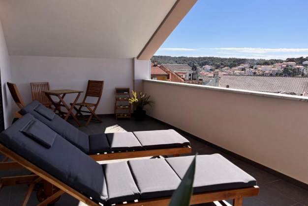 Comfortable Apartment Ivana for 5 People with a Stunning Harbor View