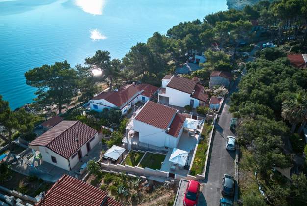 Apartment Vitorio 4 - Unterkunft für 2 Personen in der Bucht Valdarke, Mali Lošinj, Kroatien.