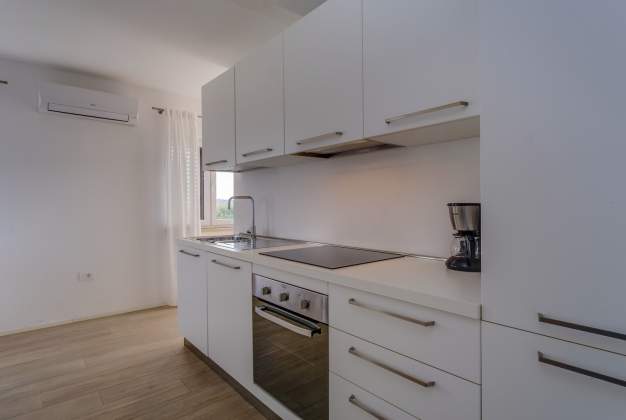 Apartment Bruno 3 - Mali Losinj, Croatia