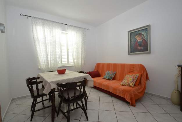 Apartment Doris 1 - Mali Losinj, Croatia